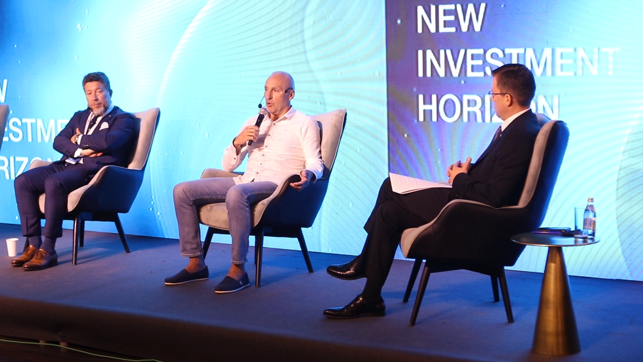 Ярославский призвал власть урегулировать ситуацию со строительством аэропорта в Днепре